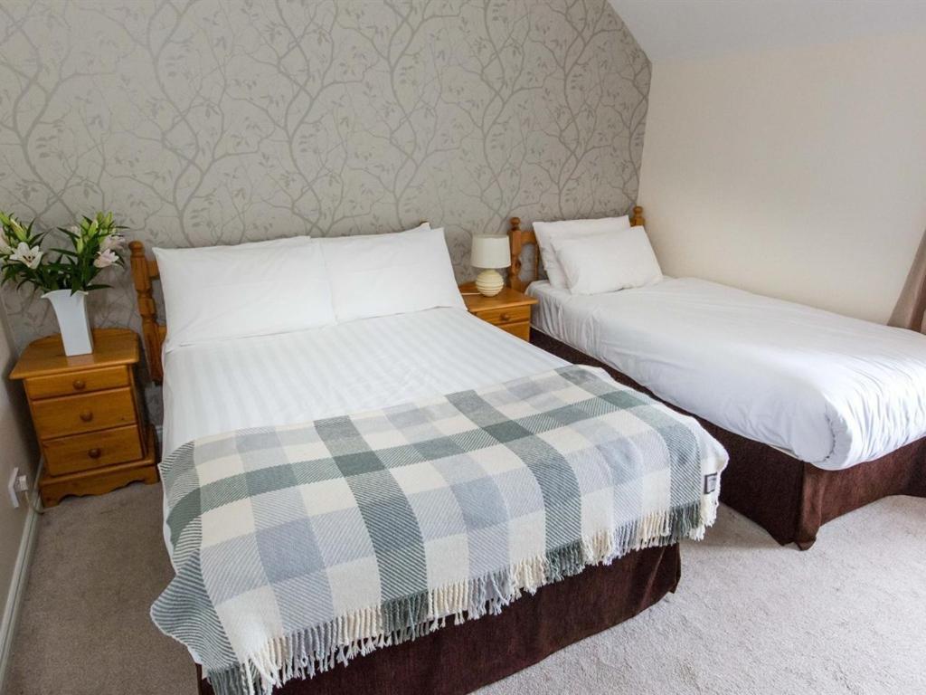 The Beach, Days Bar And B&B Inishbofin Extérieur photo