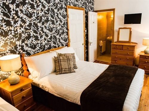 The Beach, Days Bar And B&B Inishbofin Extérieur photo